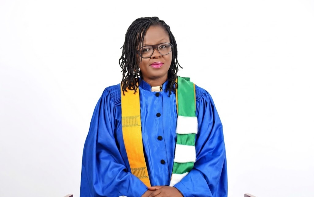 Pr Sika DOSSIM, Pharmacien-biologiste, professeur de bacteriologie-virologie à l’Université de Kara
